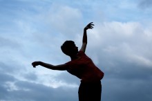 GYONYERO_VIOLA_HEVER_2014_B_KISEBB_JOBBRA